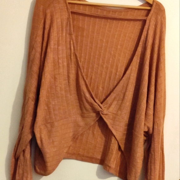 Forever 21 crop top shirt - Picture 1 of 5